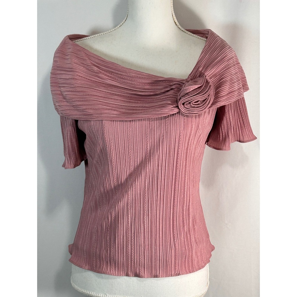 Cachet‎ Women Pink Pleated Rosette Portrait Neck Blouse Short Sleeve Top Size 10